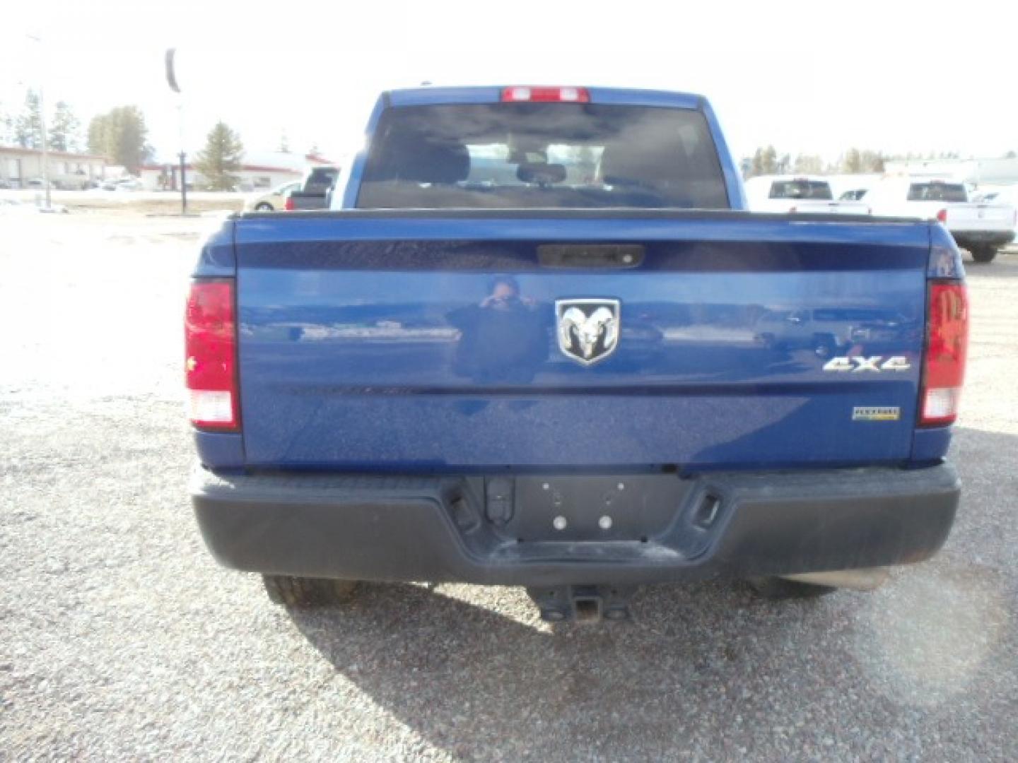 2016 Blue /Gray RAM 1500 Tradesman Crew Cab SWB 4WD (1C6RR7KG1GS) with an 3.6 L VVT 6 Cylinder engine, Automatic transmission, located at 5465 Highway 2 W., Columbia Falls, MT, 59912, (406) 892-4407, 48.352188, -114.240929 - Crew cab, short box, Automatic, Cruise, AC, Tilt wheel, Power windows door locks and mirrors, Towing. This truck was previously owned by the federal government so it has been well maintained and taken care of. The truck is clean inside and out with good tires and low actual miles. - Photo#5